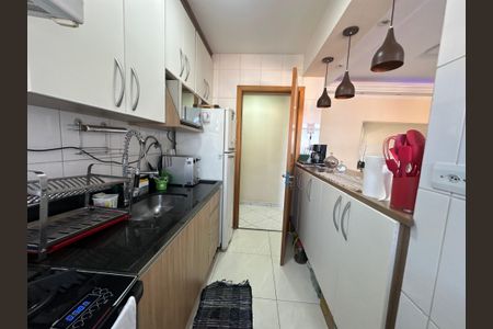 Apartamento à venda com 58m², 2 quartos e 1 vagaCozinha