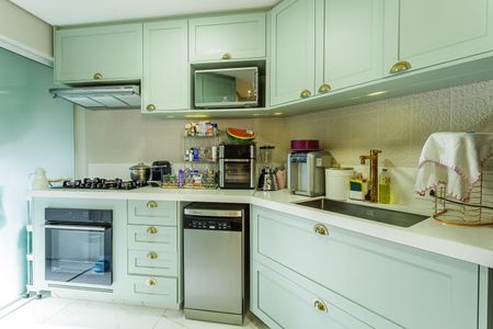 Apartamento à venda com 150m², 3 quartos e 2 vagasCozinha