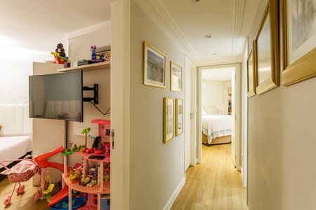 Apartamento à venda com 150m², 3 quartos e 2 vagasCorredor