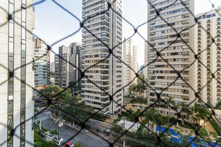 Vista de apartamento à venda com 3 quartos, 150m² em Indianópolis, São Paulo