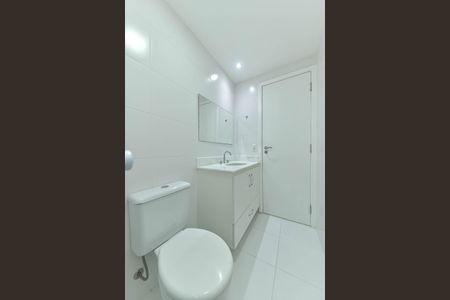 Apartamento à venda com 67m², 2 quartos e 1 vagaBanheiro Social