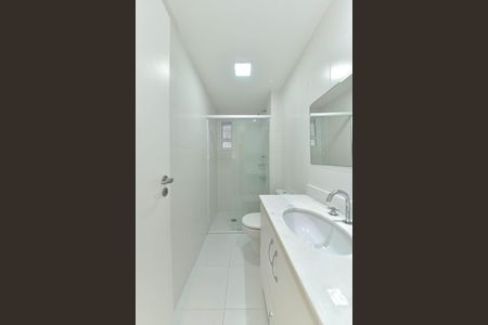 Apartamento à venda com 67m², 2 quartos e 1 vagaBanheiro Social