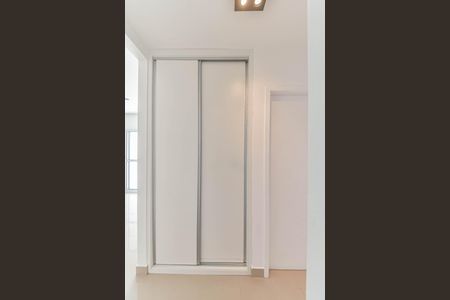 Apartamento à venda com 67m², 2 quartos e 1 vagaCorredor