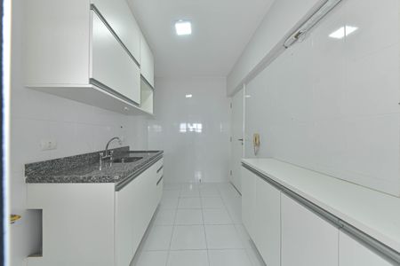 Apartamento à venda com 67m², 2 quartos e 1 vagaCozinha