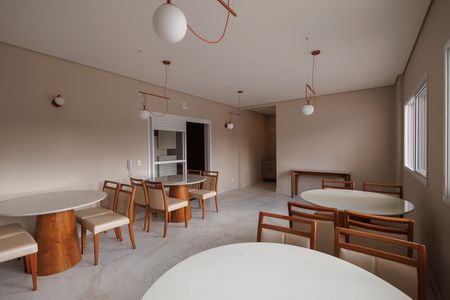 Apartamento para alugar com 69m², 2 quartos e 2 vagas Apartamento para alugar com 69m², 2 quartos e 2 vagasÁrea comum - Salão de festas