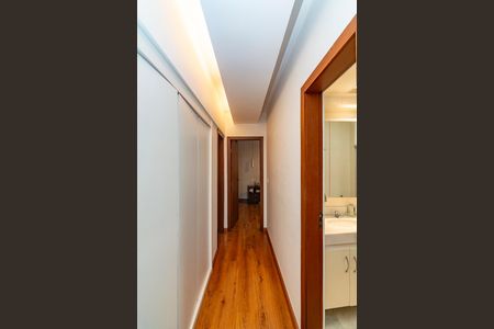 Apartamento à venda com 100m², 3 quartos e 2 vagasCorredor