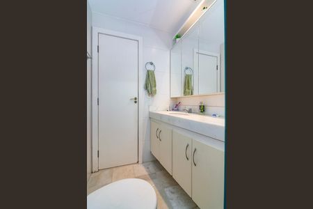 Apartamento à venda com 100m², 3 quartos e 2 vagasBanheiro Social