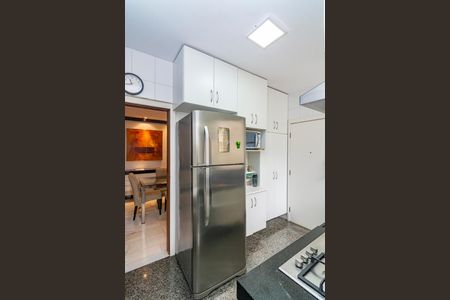 Apartamento à venda com 100m², 3 quartos e 2 vagasCozinha