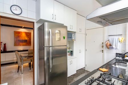 Apartamento à venda com 100m², 3 quartos e 2 vagasCozinha