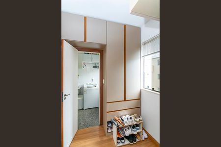 Apartamento à venda com 100m², 3 quartos e 2 vagasQuarto de Serviço