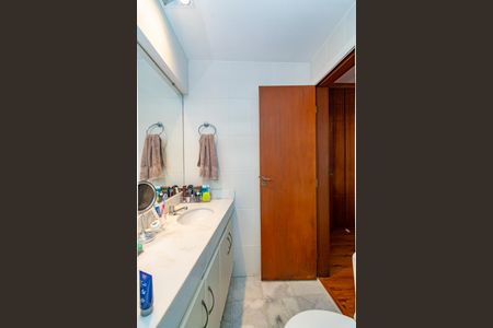 Apartamento à venda com 100m², 3 quartos e 2 vagasBanheiro da Suíte