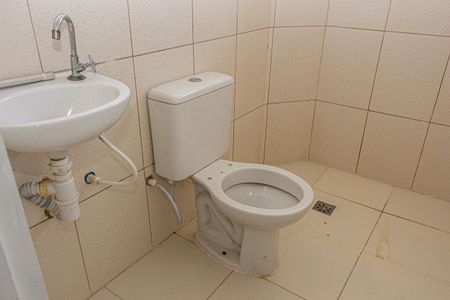 Casa de condomínio para alugar com 50m², 1 quarto e sem vaga Casa de condomínio para alugar com 50m², 1 quarto e sem vagaBanheiro
