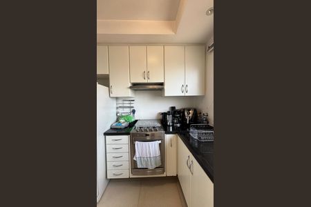 Apartamento à venda com 115m², 4 quartos e 4 vagas Apartamento à venda com 115m², 4 quartos e 4 vagasCozinha