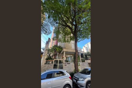 Apartamento à venda com 115m², 4 quartos e 4 vagas Apartamento à venda com 115m², 4 quartos e 4 vagasFachada