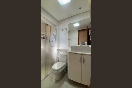 Apartamento à venda com 115m², 4 quartos e 4 vagas Apartamento à venda com 115m², 4 quartos e 4 vagasBanheiro da Suíte 2