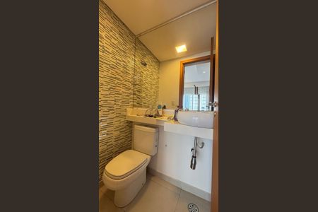 Apartamento à venda com 115m², 4 quartos e 4 vagas Apartamento à venda com 115m², 4 quartos e 4 vagasLavabo