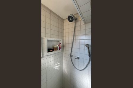 Apartamento à venda com 115m², 4 quartos e 4 vagas Apartamento à venda com 115m², 4 quartos e 4 vagasBanheiro da Suíte 2