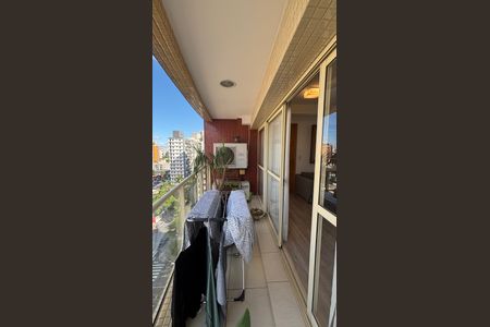Apartamento à venda com 115m², 4 quartos e 4 vagas Apartamento à venda com 115m², 4 quartos e 4 vagasSala - Sala de Jantar Varanda