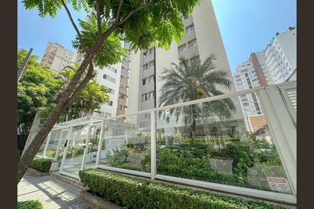 Apartamento à venda com 80m², 2 quartos e 1 vagaFachada