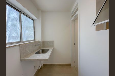 Apartamento à venda com 80m², 2 quartos e 1 vagaÁrea de Serviço