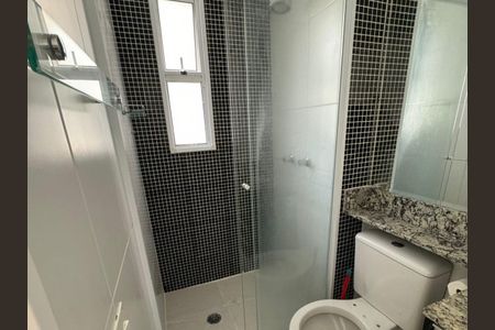 Apartamento à venda com 67m², 3 quartos e 2 vagasBanheiro da Suíte