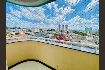 Apartamento à venda com 91m², 3 quartos e 2 vagasSacada do quarto 2