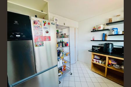 Apartamento à venda com 91m², 3 quartos e 2 vagasCozinha