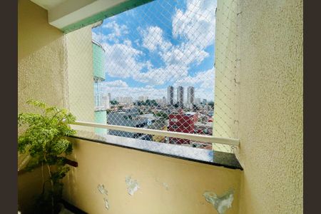 Apartamento à venda com 91m², 3 quartos e 2 vagasSacada do quarto 1