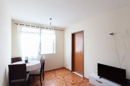 Sala de apartamento à venda com 3 quartos, 50m² em Copacabana, Belo Horizonte