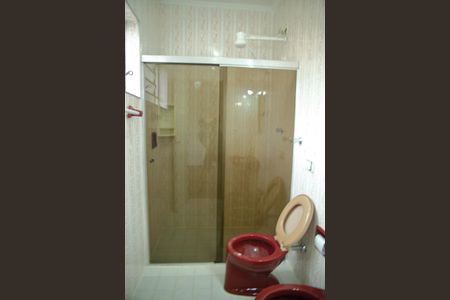 Casa à venda com 148m², 3 quartos e 2 vagasSuíte - Banheiro 