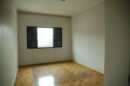 Casa à venda com 148m², 3 quartos e 2 vagasQuarto 2 