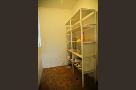 Casa à venda com 148m², 3 quartos e 2 vagasQuarto de Serviço/depósito 