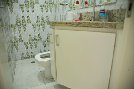 Casa à venda com 148m², 3 quartos e 2 vagasLavabo da sala 