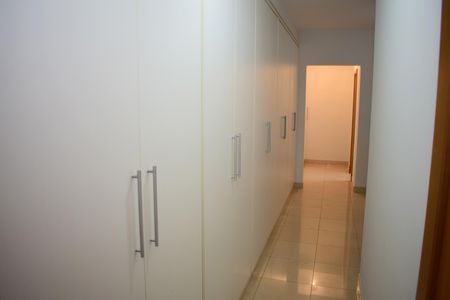 Apartamento para alugar com 217m², 4 quartos e 4 vagasCloset da suíte 1