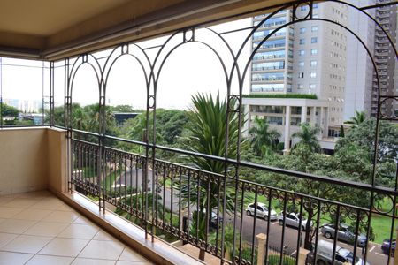 Apartamento para alugar com 217m², 4 quartos e 4 vagasVista da Varanda