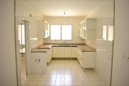 Apartamento para alugar com 217m², 4 quartos e 4 vagasCozinha