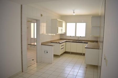 Apartamento para alugar com 217m², 4 quartos e 4 vagasCozinha