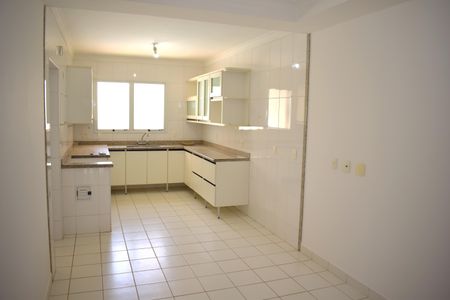 Apartamento para alugar com 217m², 4 quartos e 4 vagasCozinha