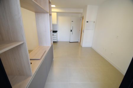 Sala de kitnet/studio para alugar com 1 quarto, 46m² em Centro, Campinas