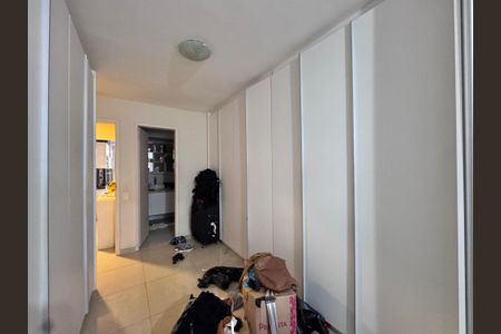 Suíte de apartamento à venda com 3 quartos, 128m² em Barra da Tijuca, Rio de Janeiro