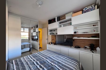 Apartamento à venda com 128m², 3 quartos e 2 vagasQuarto 1