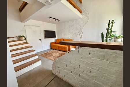 Apartamento para alugar com 55m², 1 quarto e 1 vaga Apartamento para alugar com 55m², 1 quarto e 1 vagaEscada