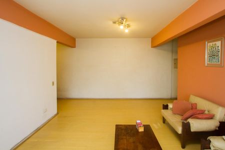 Apartamento à venda com 90m², 2 quartos e 1 vaga Apartamento à venda com 90m², 2 quartos e 1 vagaSala