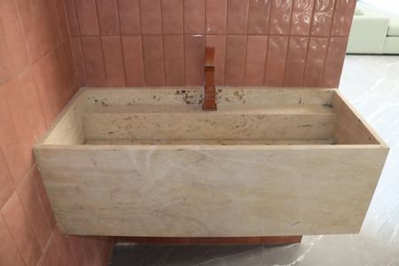 Casa de condomínio para alugar com 450m², 4 quartos e 6 vagasLavabo