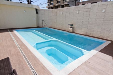 Apartamento à venda com 75m², 3 quartos e 1 vagaÁrea comum - Piscina