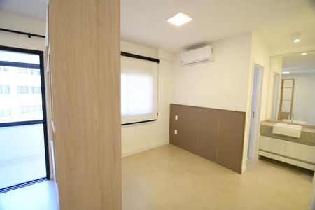 Suíte de kitnet/studio para alugar com 1 quarto, 46m² em Centro, Campinas
