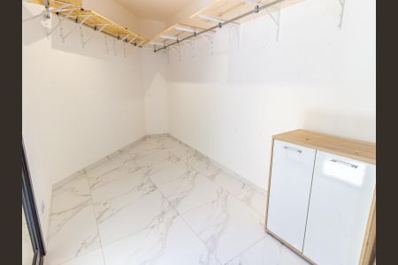 Apartamento à venda com 57m², 2 quartos e sem vagaQuarto 1 - Closet