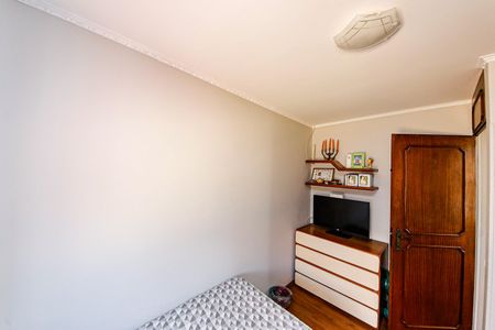 Casa à venda com 278m², 6 quartos e 5 vagasQuarto 2