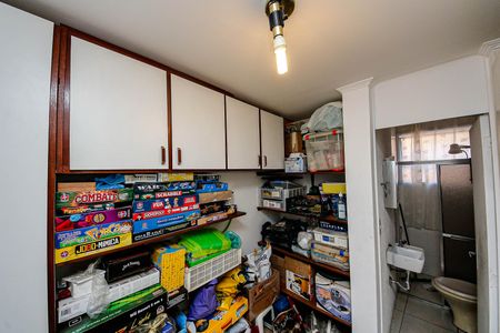 Casa à venda com 278m², 6 quartos e 5 vagasQuarto de serviço