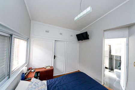 Casa à venda com 278m², 6 quartos e 5 vagasSuíte